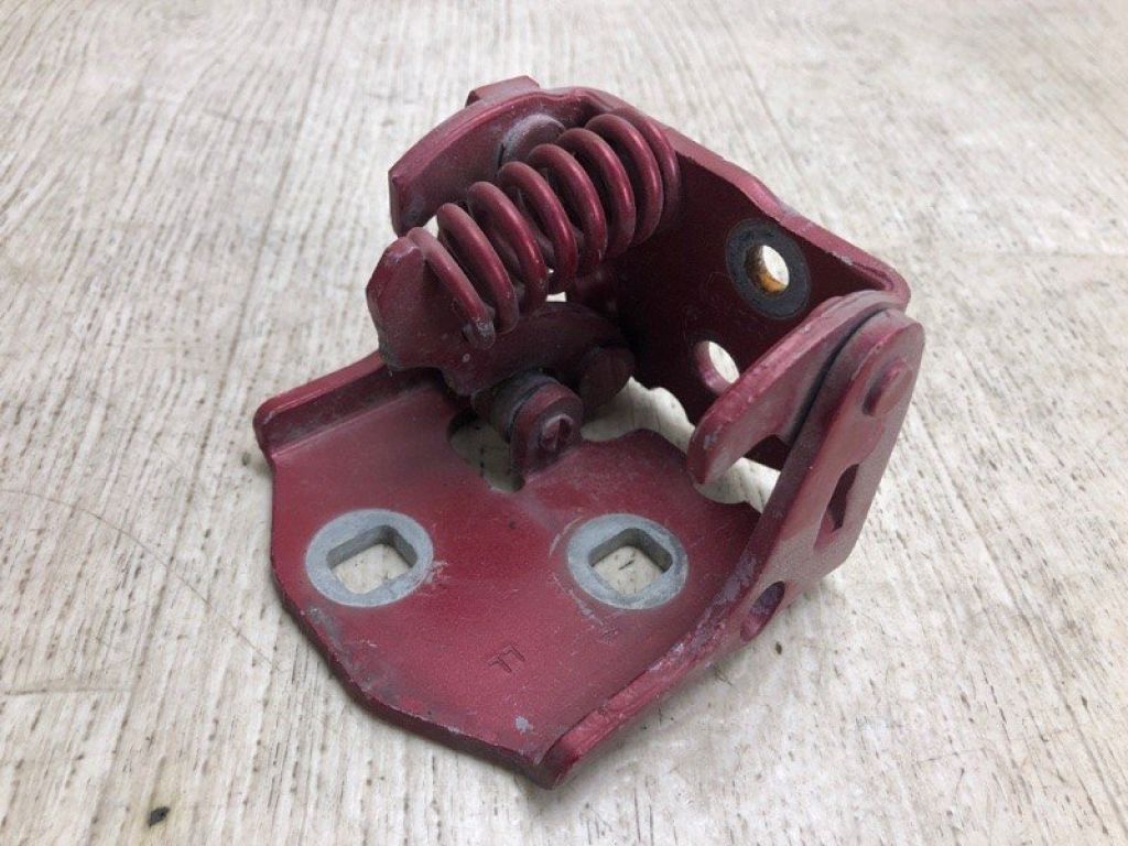 23436137 | Петля двери нижняя задн. лев. GMC ACADIA 12-16 - Фото 4