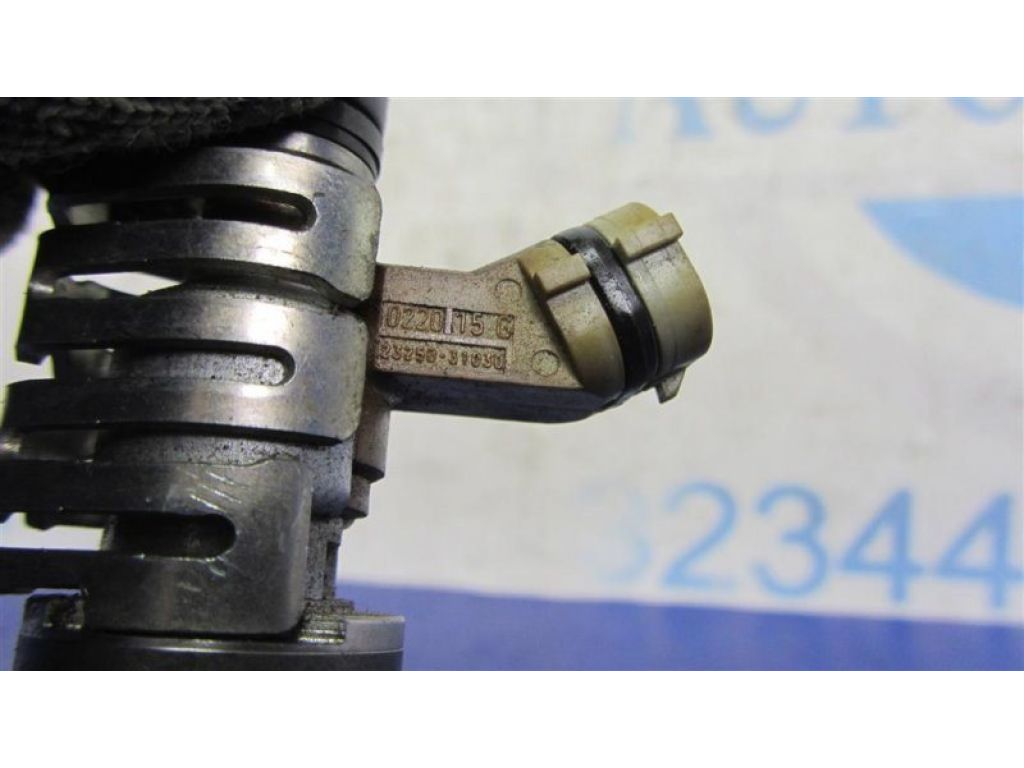 23209-39155-B0 | Форсунка топливная LEXUS LS430 00-06 - Фото 2