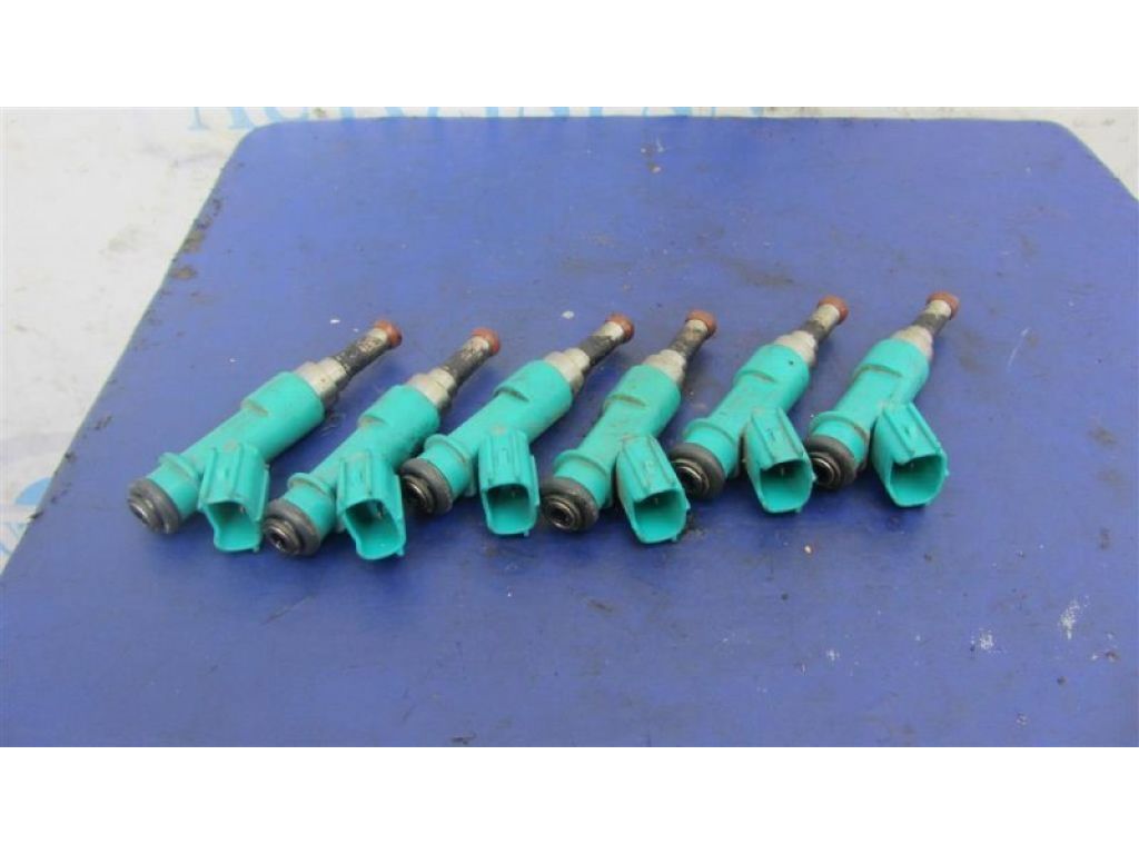 23209-0P010 | Форсунка паливна TOYOTA CAMRY 40 06-11