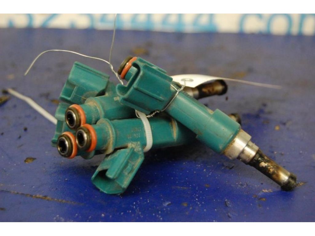 23209-39196 | Форсунка паливна TOYOTA PRIUS - 20 03-11