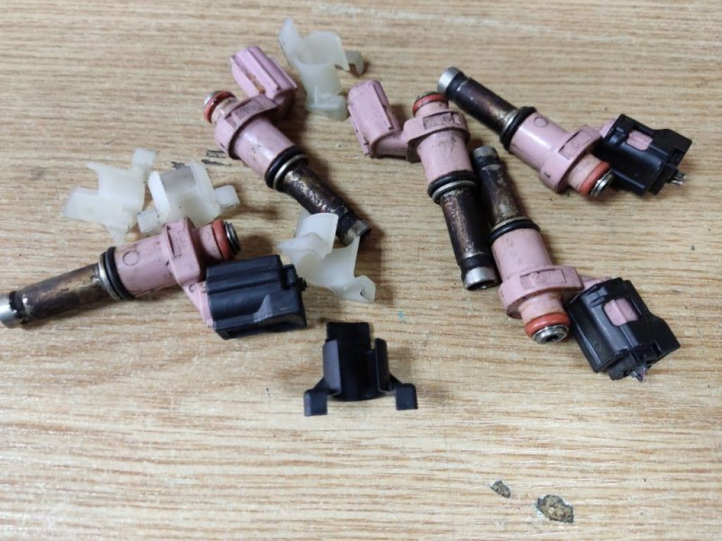 23209-31070 | Форсунка топливная LEXUS GS350 GS300 05-11