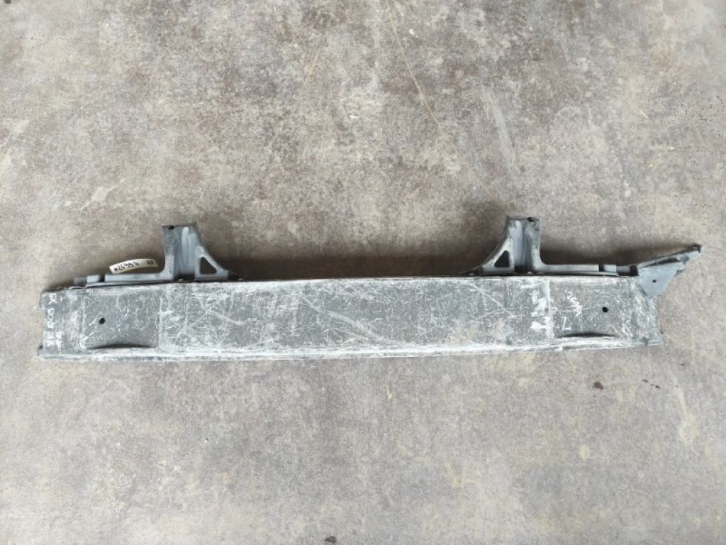 T001-50-260B | Усилитель заднего бампера MAZDA XEDOS 9 X9 (TA) 93-02