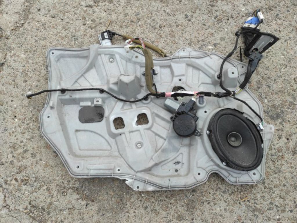 BBM4-59-590C | Стеклоподъемник передн. лев. MAZDA 3 BL 09-13