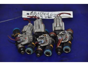 Форсунка топливная INFINITI M35/M45 04-10