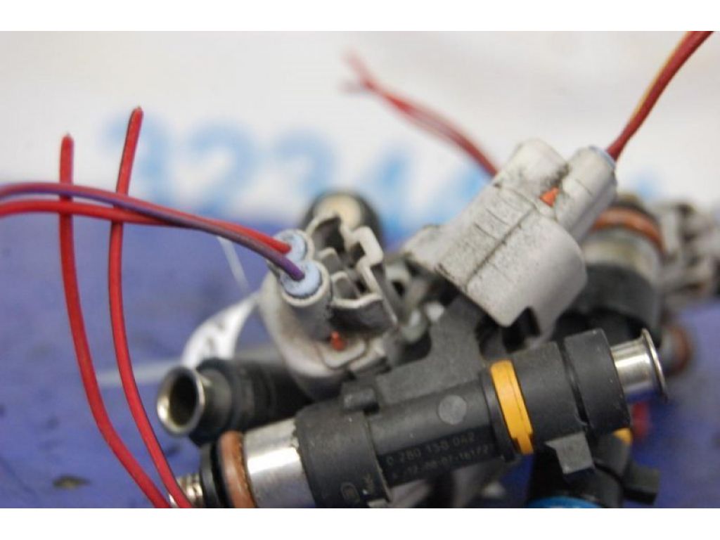 16600-CD70A | Форсунка паливна INFINITI M35/M45 04-10 - Фото 2