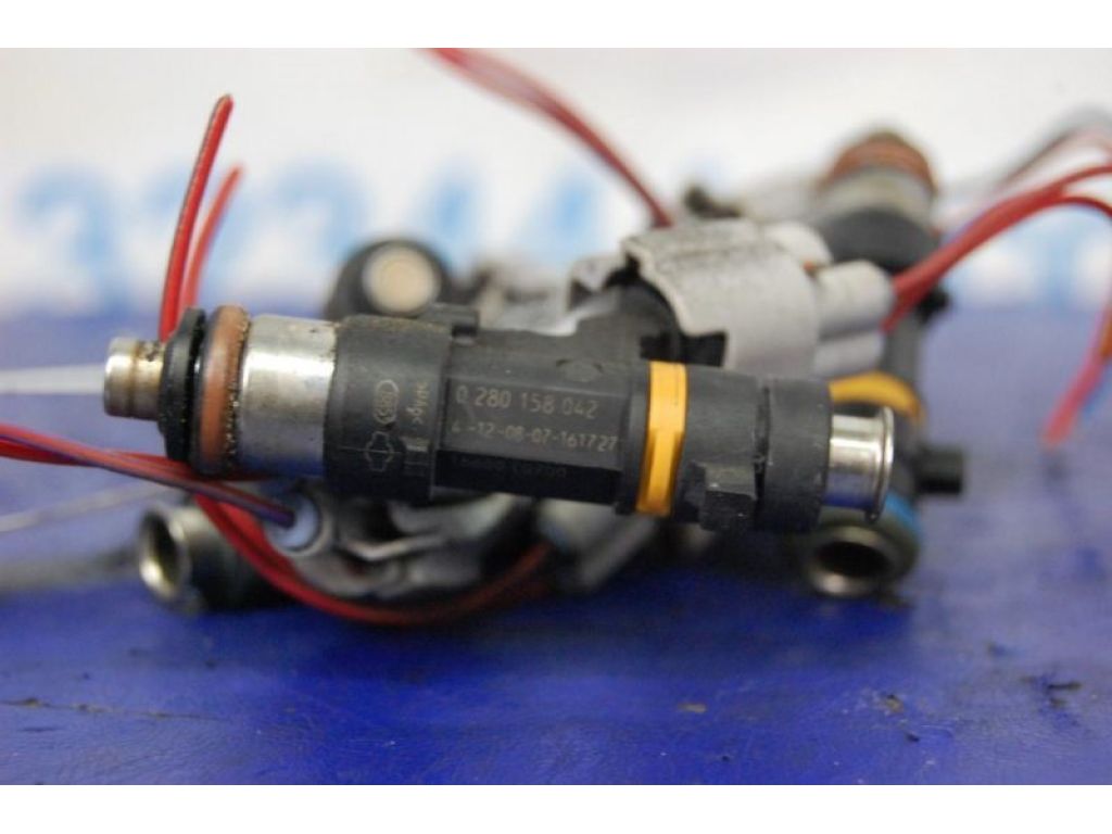 16600-CD70A | Форсунка паливна INFINITI M35/M45 04-10 - Фото 4