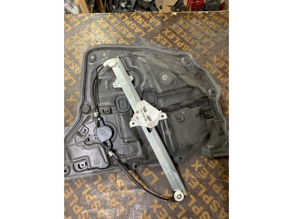 KD53-58-590 | Стеклоподъемник передн. прав. MAZDA CX-5 (KE) 11-17