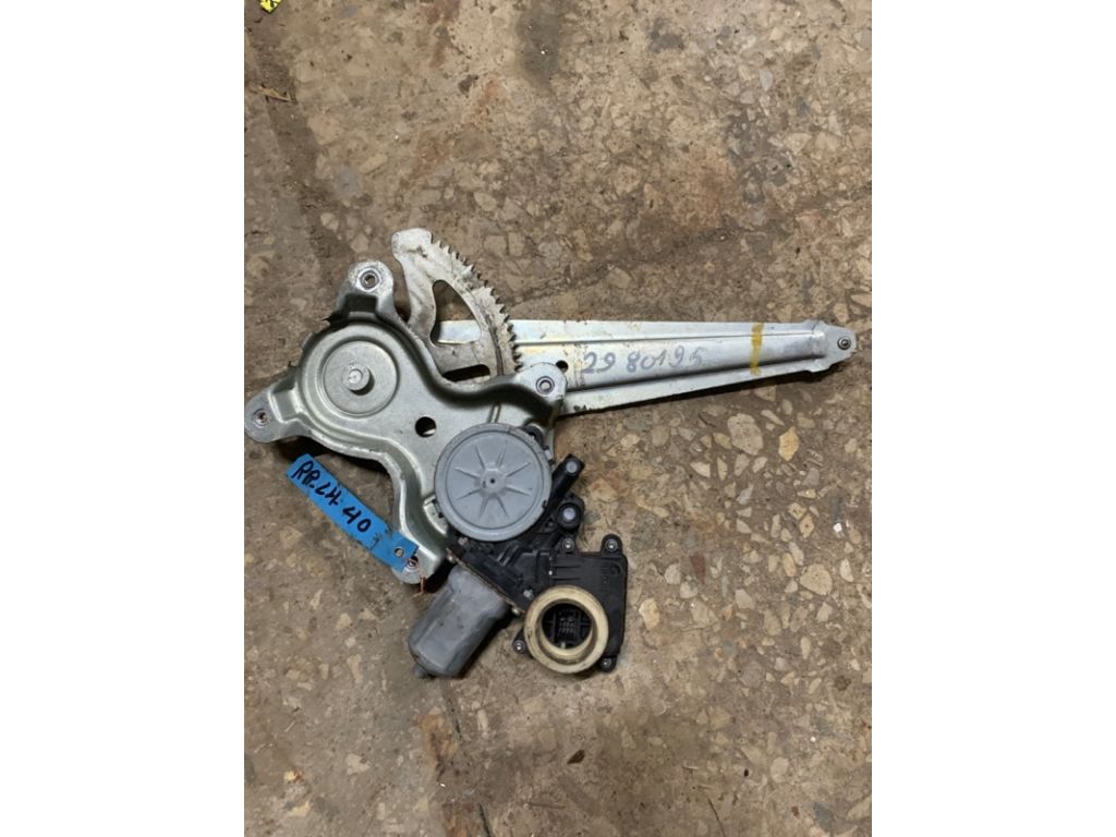 69804-33050 | Склопідйомник задн. лів. TOYOTA CAMRY 40 06-11
