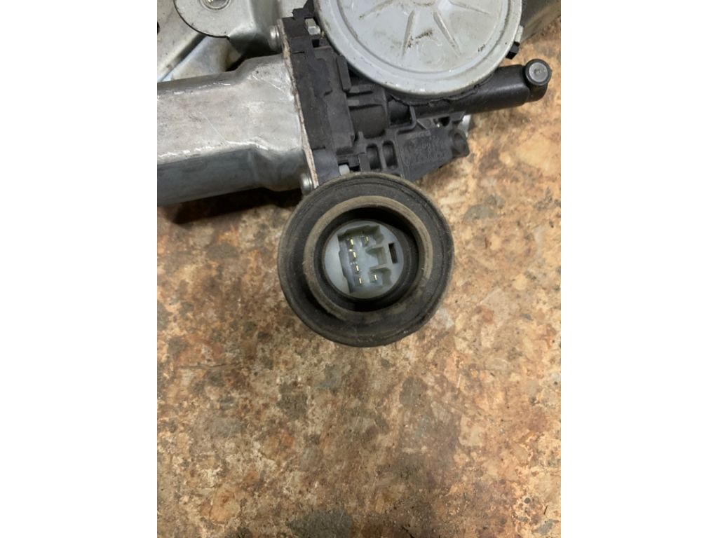 69804-33050 | Склопідйомник задн. лів. TOYOTA CAMRY 40 06-11 - Фото 2