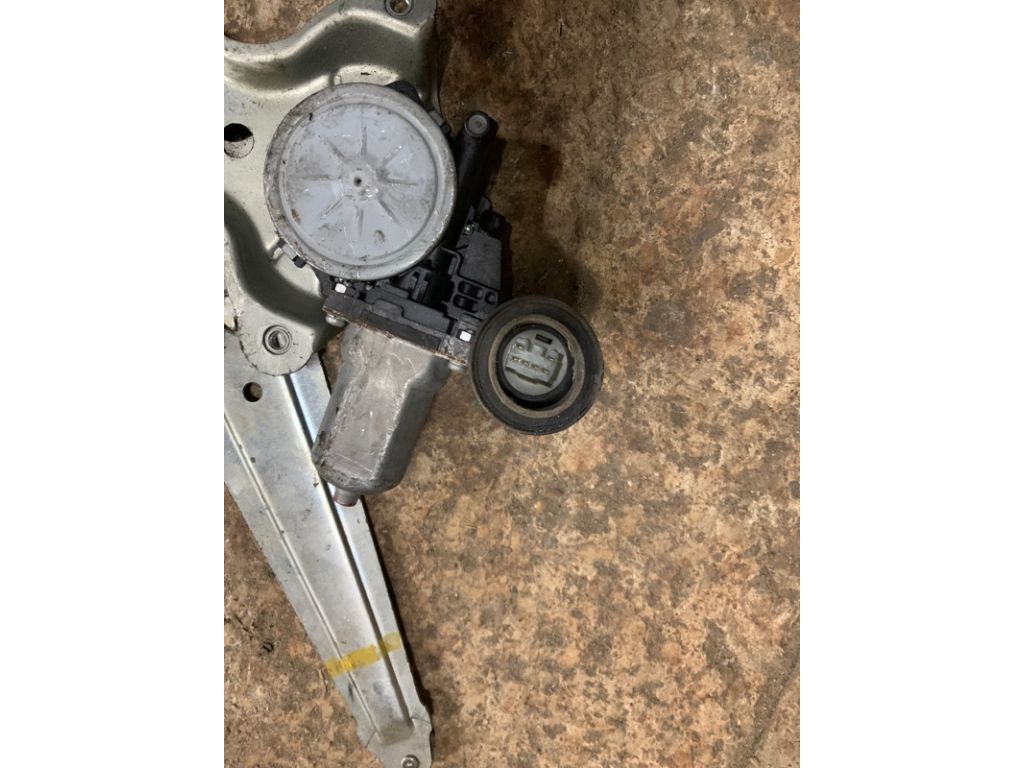 69804-33050 | Склопідйомник задн. лів. TOYOTA CAMRY 40 06-11 - Фото 3