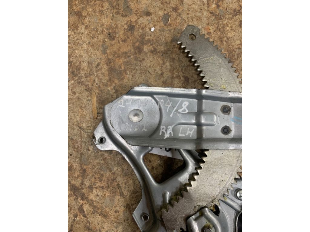 82721-EE00B | Склопідйомник задн. лів. NISSAN TIIDA/VERSA C11 04-11 - Фото 2