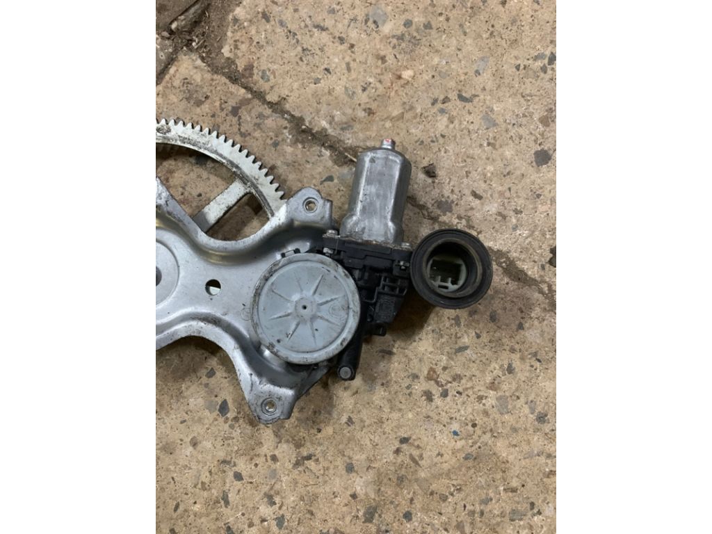 69802-33050 | Склопідйомник передн. лів. TOYOTA CAMRY 40 06-11 - Фото 3