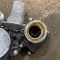 69802-33050 | Стеклоподъемник передн. лев. TOYOTA CAMRY 40 06-11 - Превью 3