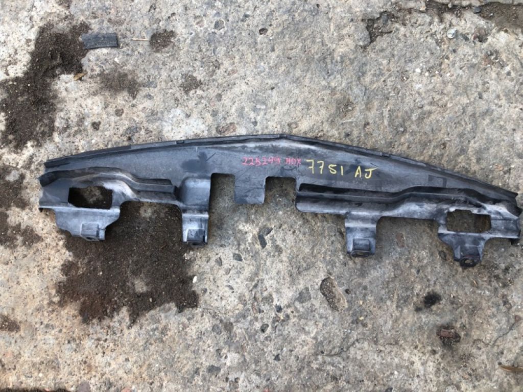 71115-TZ5-A00 | Дефлектор радіатора ACURA MDX (YD3) 13-21