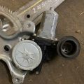 69803-06110 | Склопідйомник задн. прав. TOYOTA CAMRY 40 06-11 - Прев'ю 3