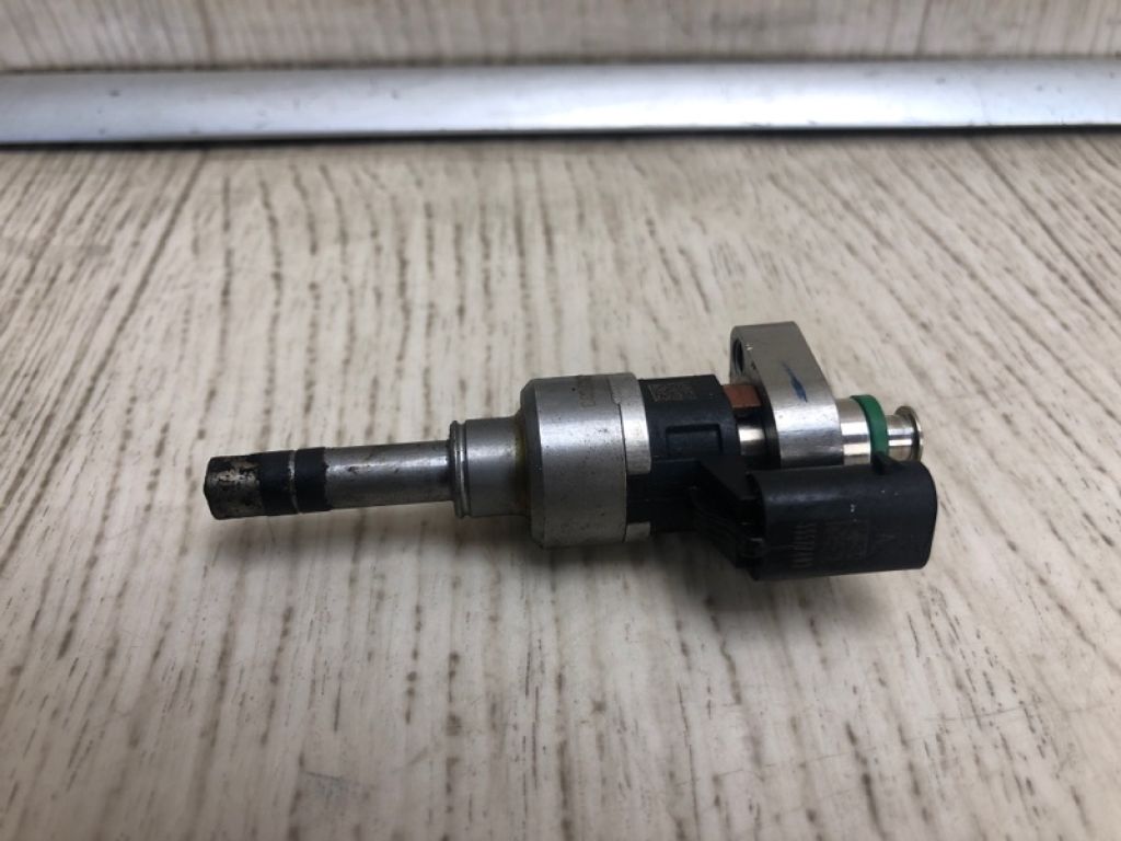 55577403 | Форсунка топливная CHEVROLET CRUZE 15-