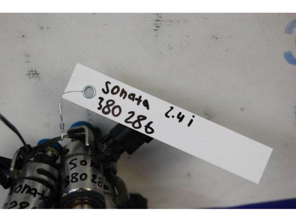 Форсунка топливная HYUNDAI SONATA YF 10-14 - Фото 2