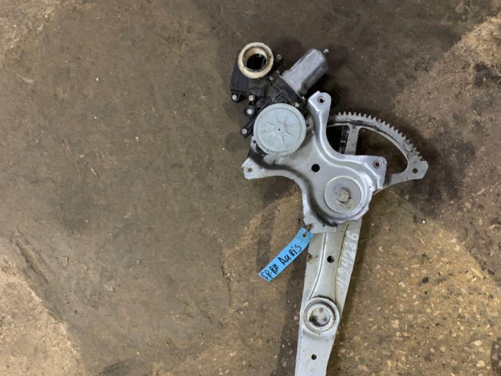 6981002320 | Склопідйомник передн. прав. TOYOTA AURIS 06-12