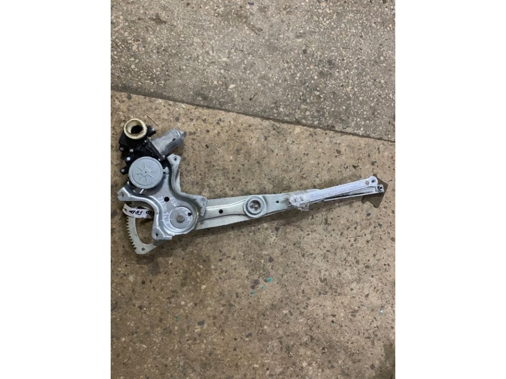 69801-33080 | Склопідйомник передн. прав. LEXUS ES350 06-12