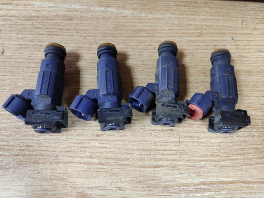 35310-2B000 | Форсунка паливна HYUNDAI ELANTRA HD 06-11