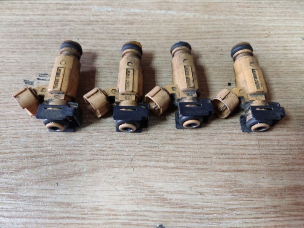 35310-2B000 | Форсунка топливная HYUNDAI ELANTRA HD 06-11