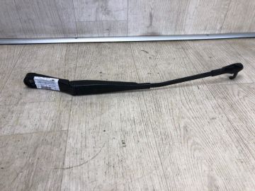 Поводок стеклоочистителя передний лев. PORSCHE CAYENNE 10-18