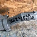 16323-0P030 | Корпус термостату TOYOTA VENZA 09-16 - Прев'ю 2