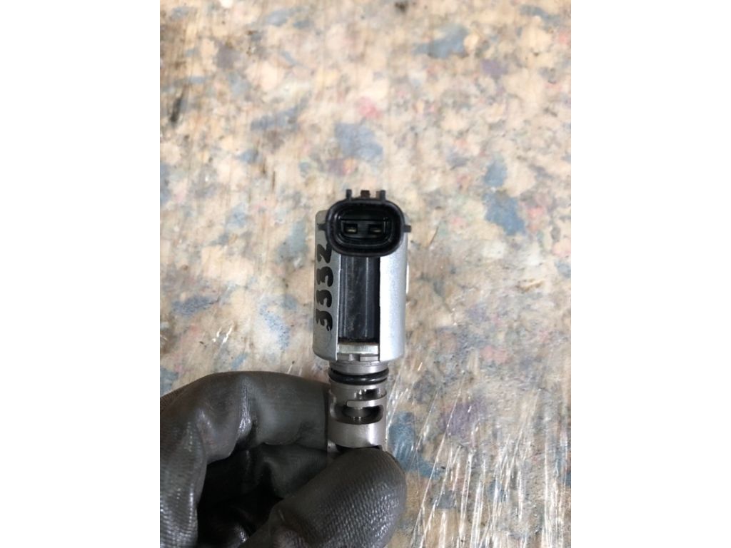 15330-0P020 | Клапан зміни фаз ГРМ TOYOTA VENZA 09-16 - Фото 2