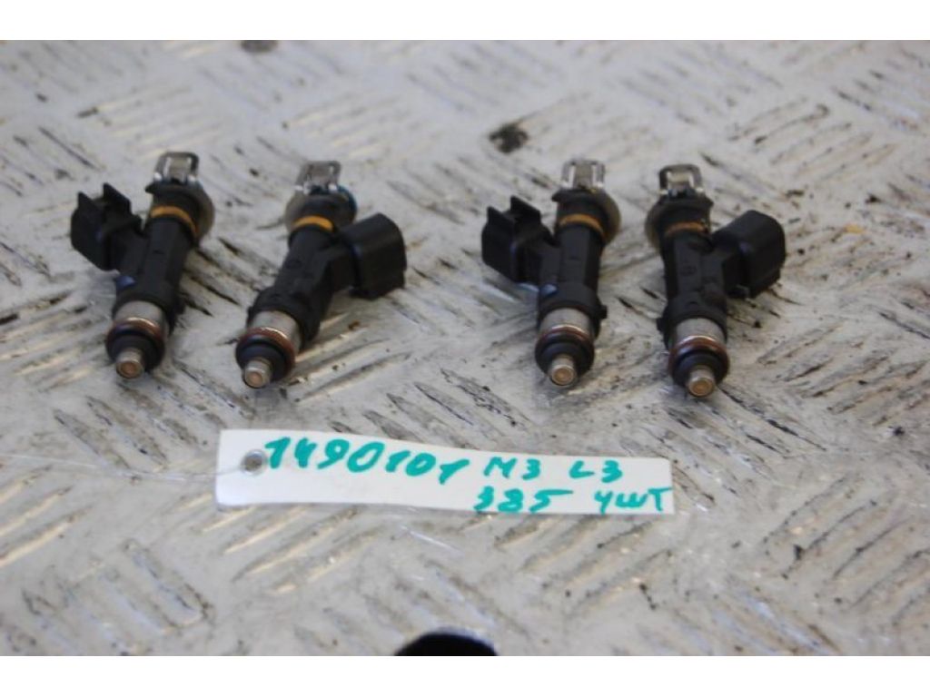 L3G5-13-250 | Форсунка топливная MAZDA 3 BK 03-08