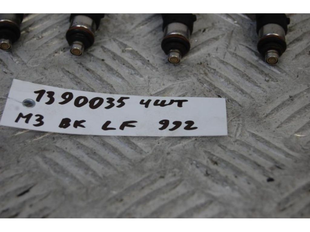 L3G5-13-250 | Форсунка паливна MAZDA 3 BK 03-08 - Фото 2