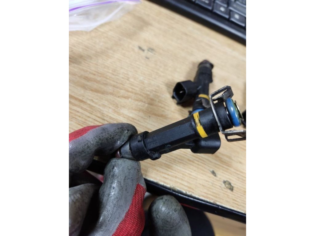 L3G5-13-250 | Форсунка топливная MAZDA 3 BL 09-13 - Фото 4