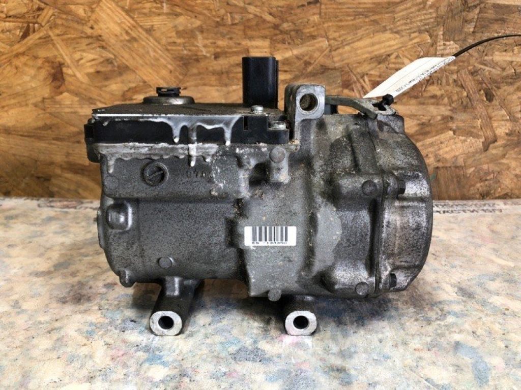 88370-30021 | Компресор кондиціонера TOYOTA CAMRY 40 06-11