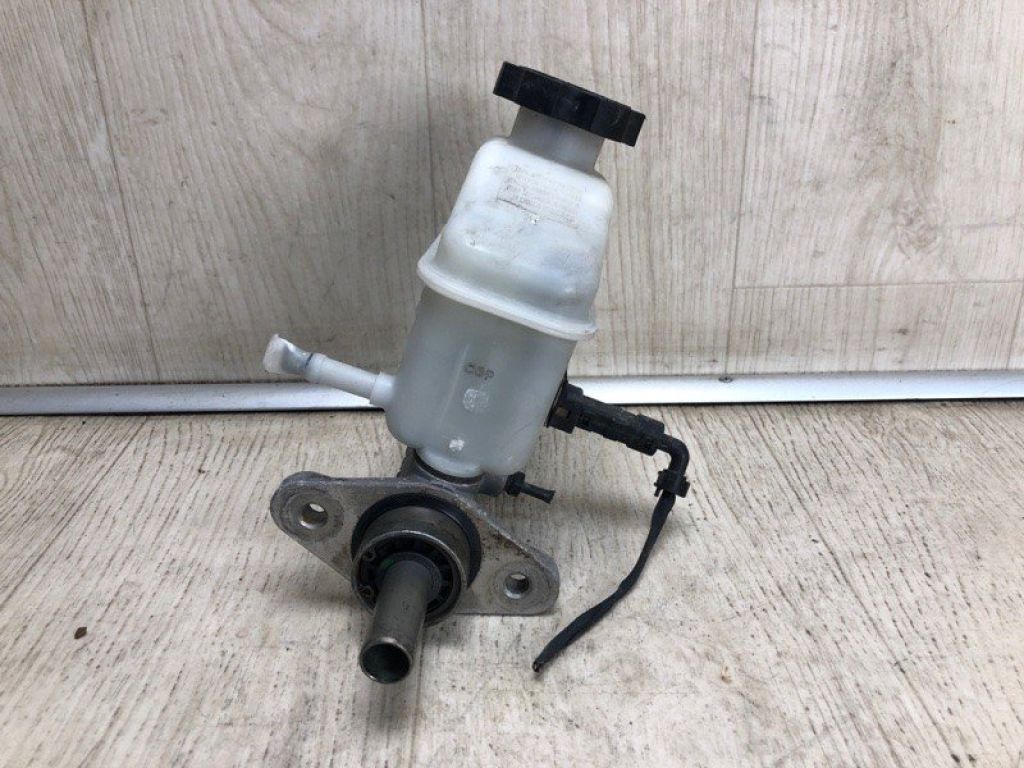 58510-2H300 | Головний гальмівний циліндр HYUNDAI ELANTRA HD 06-11 - Фото 2