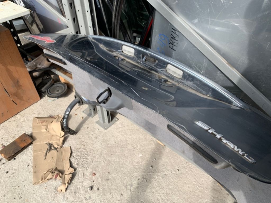 68500-SJA-A93ZZ | Крышка багажника ACURA RL 05-12 - Фото 8