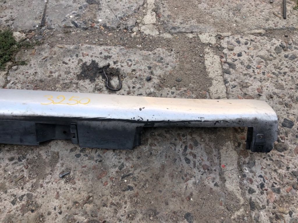 75851-06904 | Накладка порогу зовнішня прав. TOYOTA CAMRY 40 06-11 - Фото 3