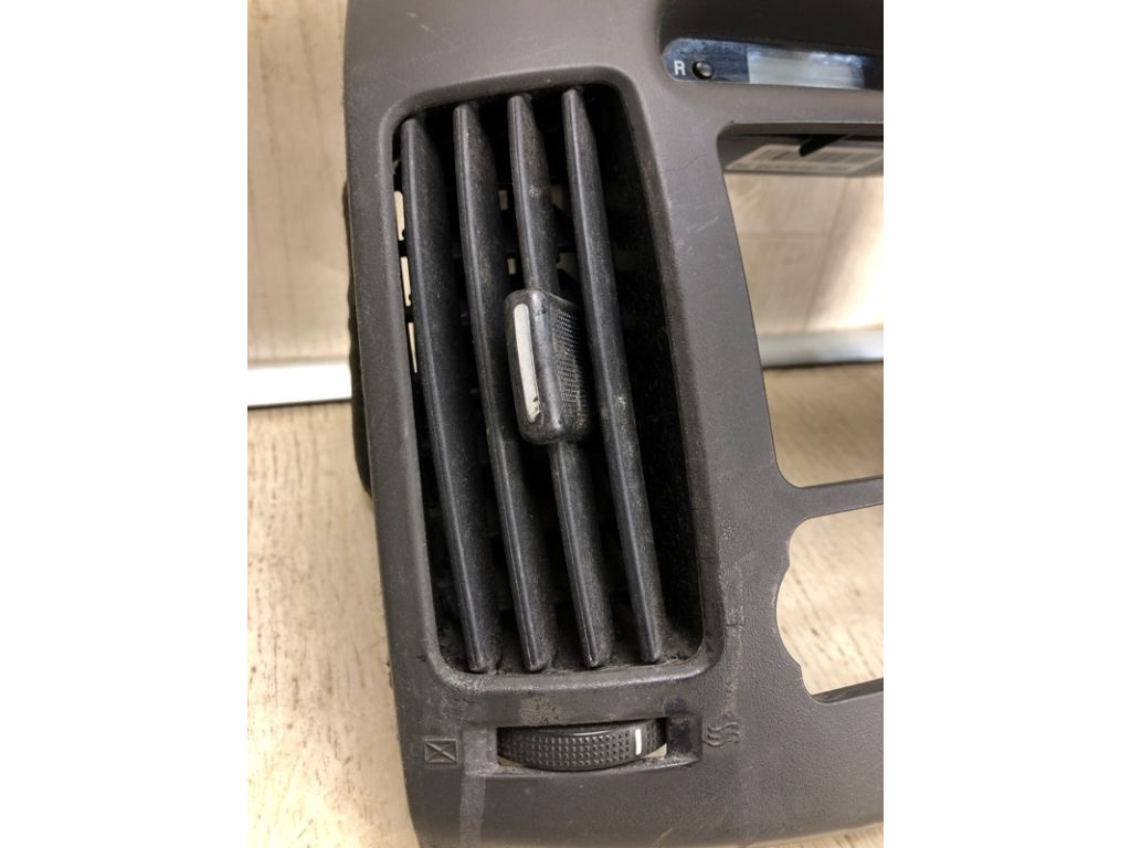 84741-2H1009K | Накладка торпедо под магнитолу HYUNDAI ELANTRA HD 06-11 - Фото 5