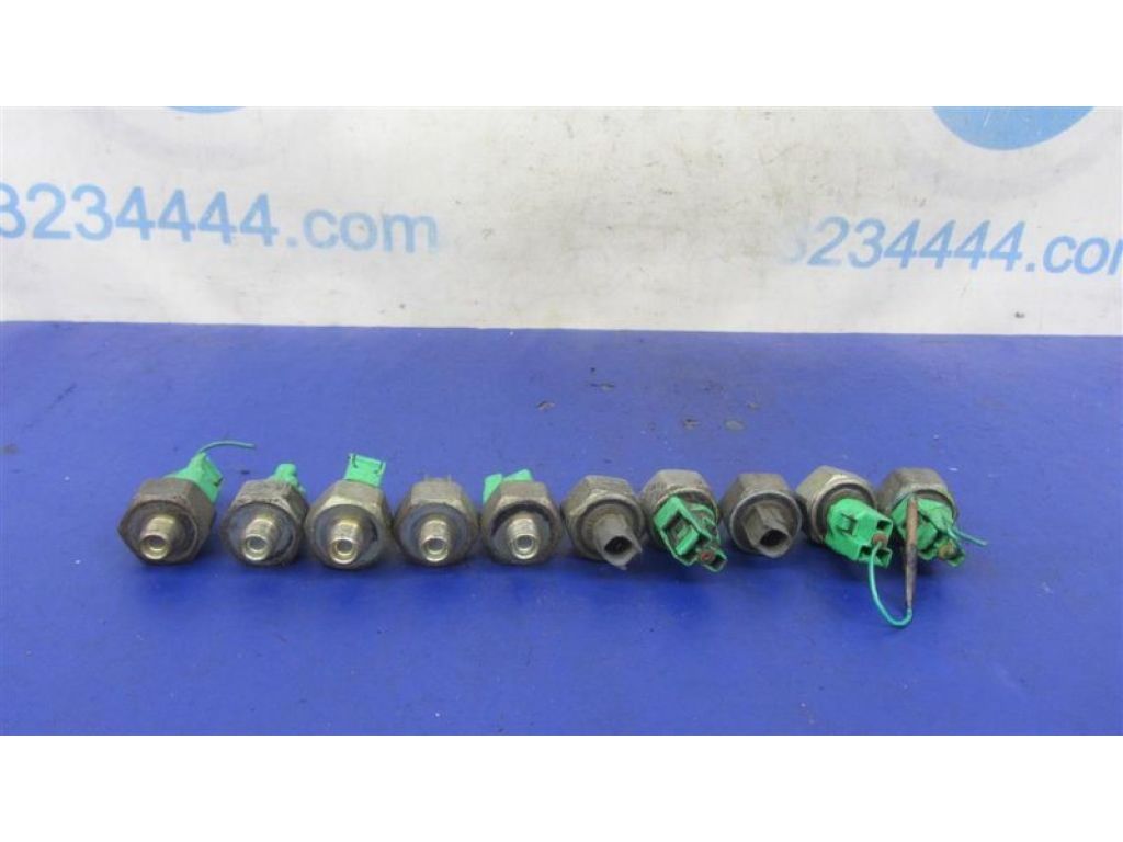 89615-12090 | Датчик детонації LEXUS RX300/330/350/400 03-09