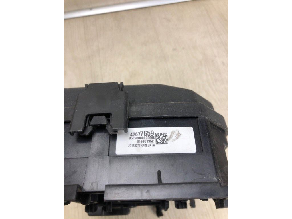 42677659 | Блок запобіжників моторний відсік CHEVROLET CRUZE 15- - Фото 5