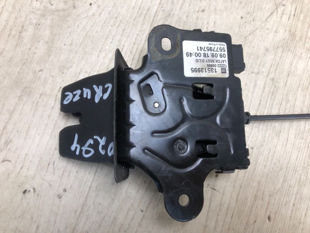 13513995 | Замок кришки багажника CHEVROLET CRUZE 15- - Фото 4