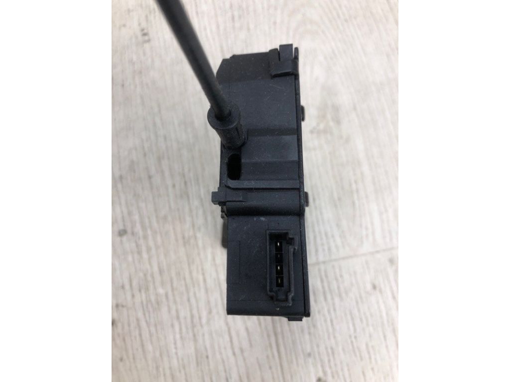 13513995 | Замок кришки багажника CHEVROLET CRUZE 15- - Фото 7