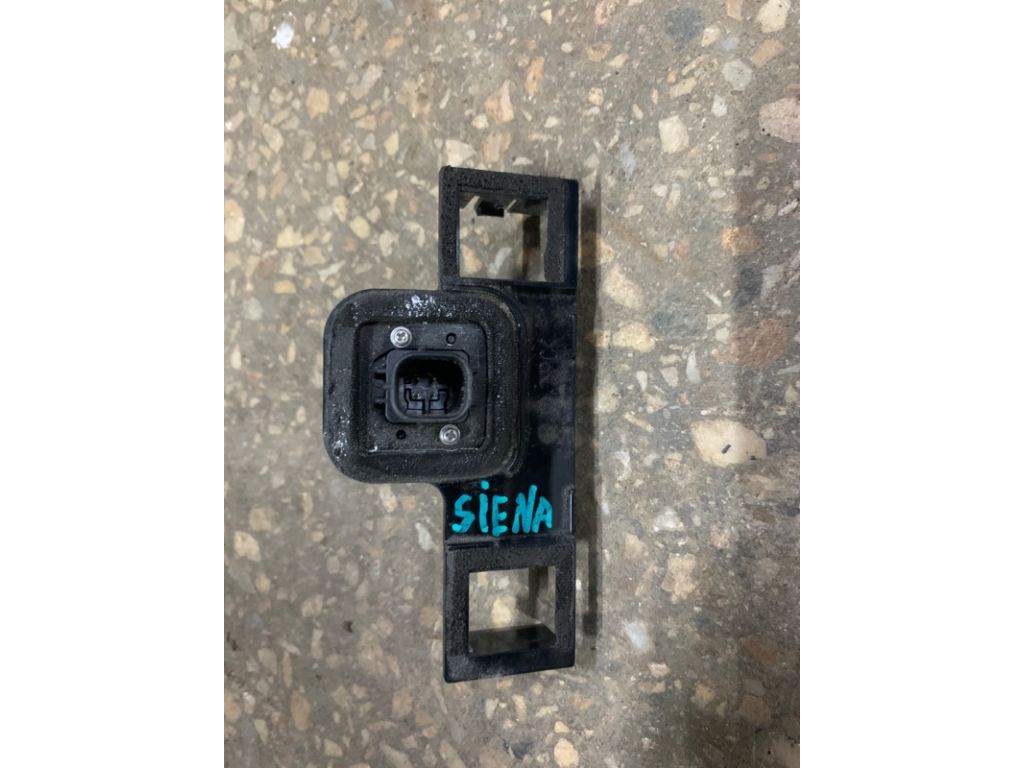 86790-08020 | Камера заднего вида TOYOTA SIENNA 11-16 - Фото 2