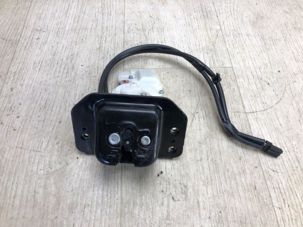 7T4Z-7843150-B | Замок крышки багажника FORD EDGE 06-14