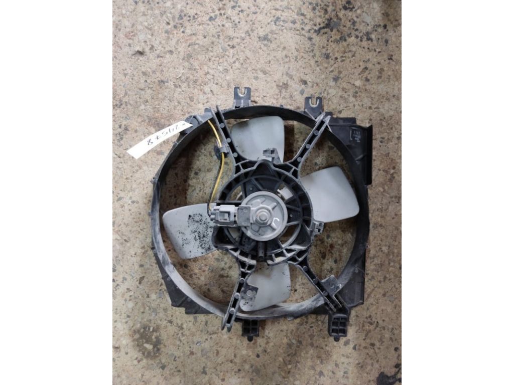 FP85-15-025A | Дифузор вентилятора основного радіатора MAZDA PREMACY 98-03