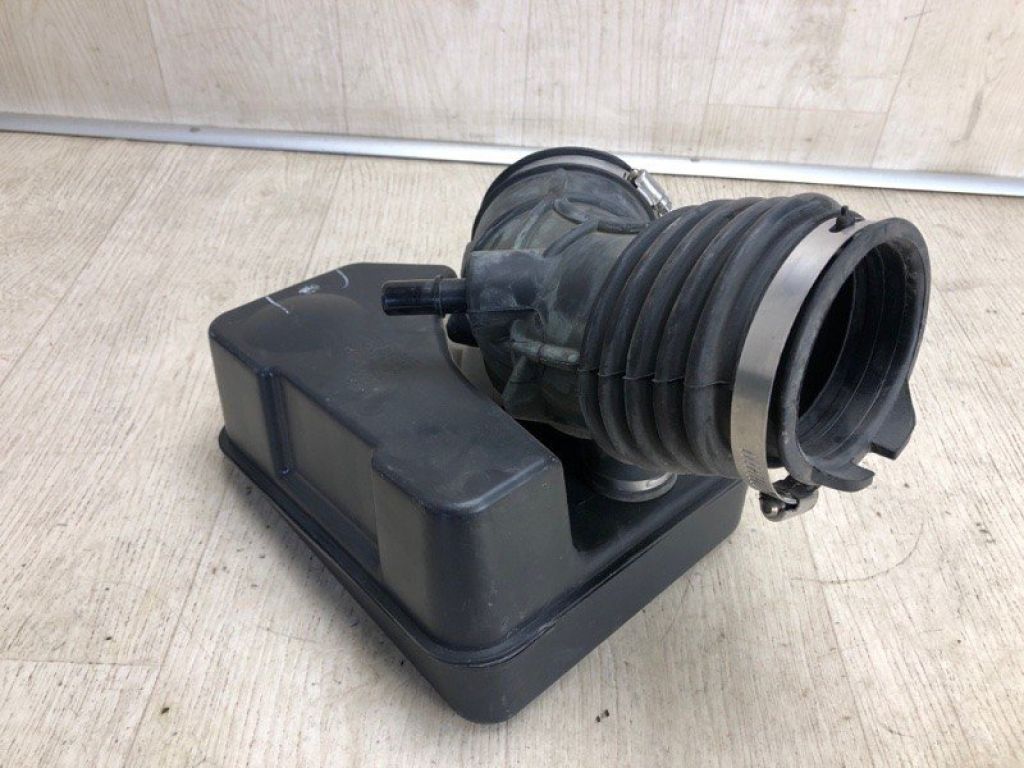 BT4Z-9B659-A | Резонатор воздушного фильтра FORD EDGE 06-14 - Фото 2
