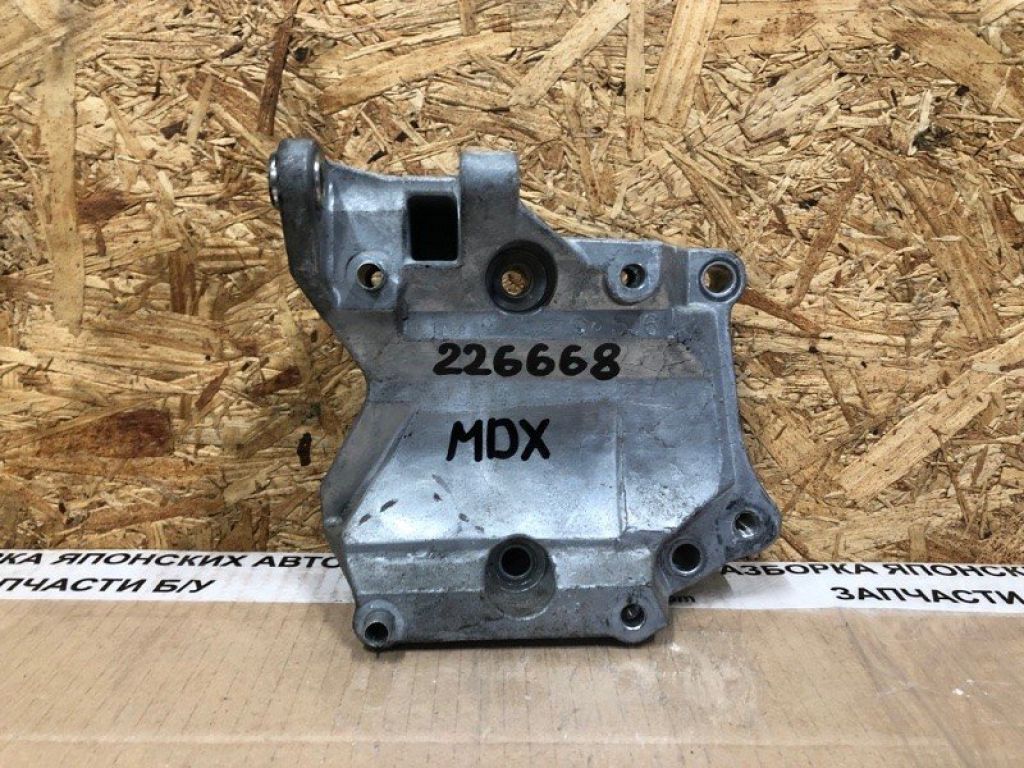 38930-5J6-A00 | Кронштейн компрессора кондиционера ACURA MDX (YD3) 13-21
