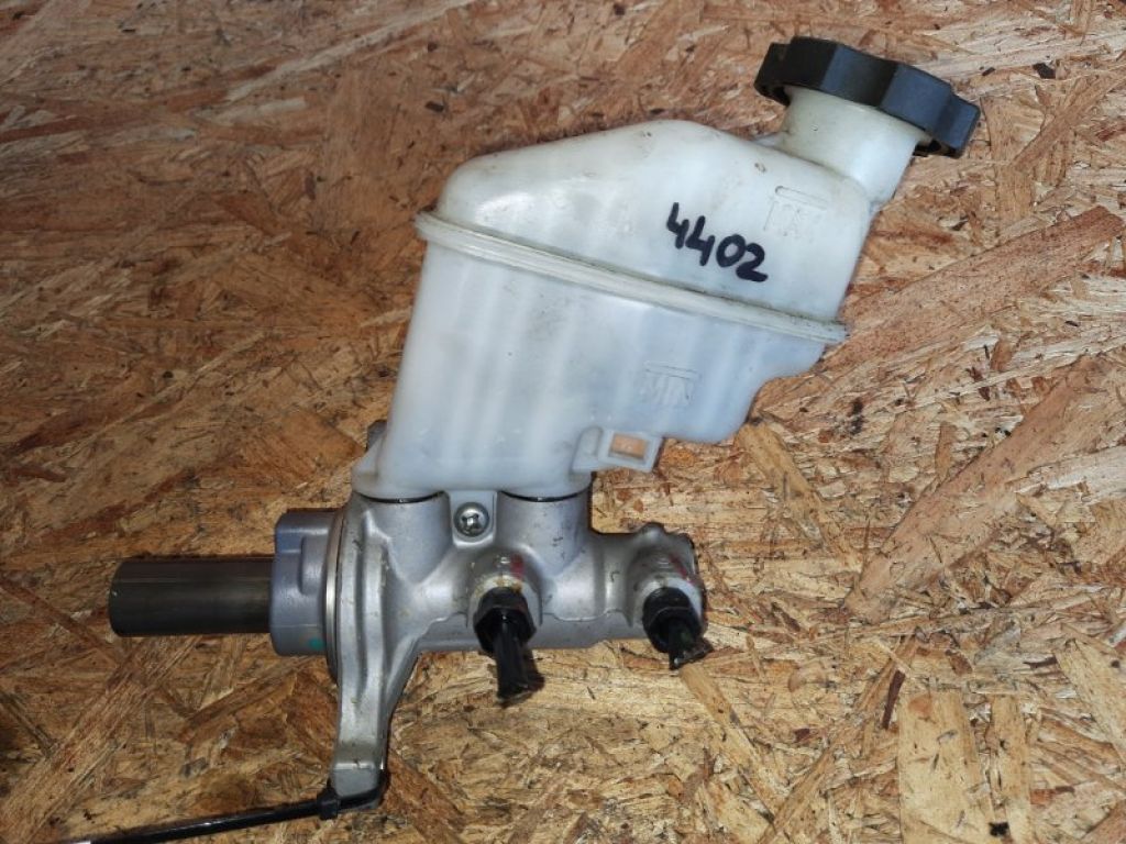 58510-3Q400 | Главный тормозной цилиндр HYUNDAI SONATA YF 10-14