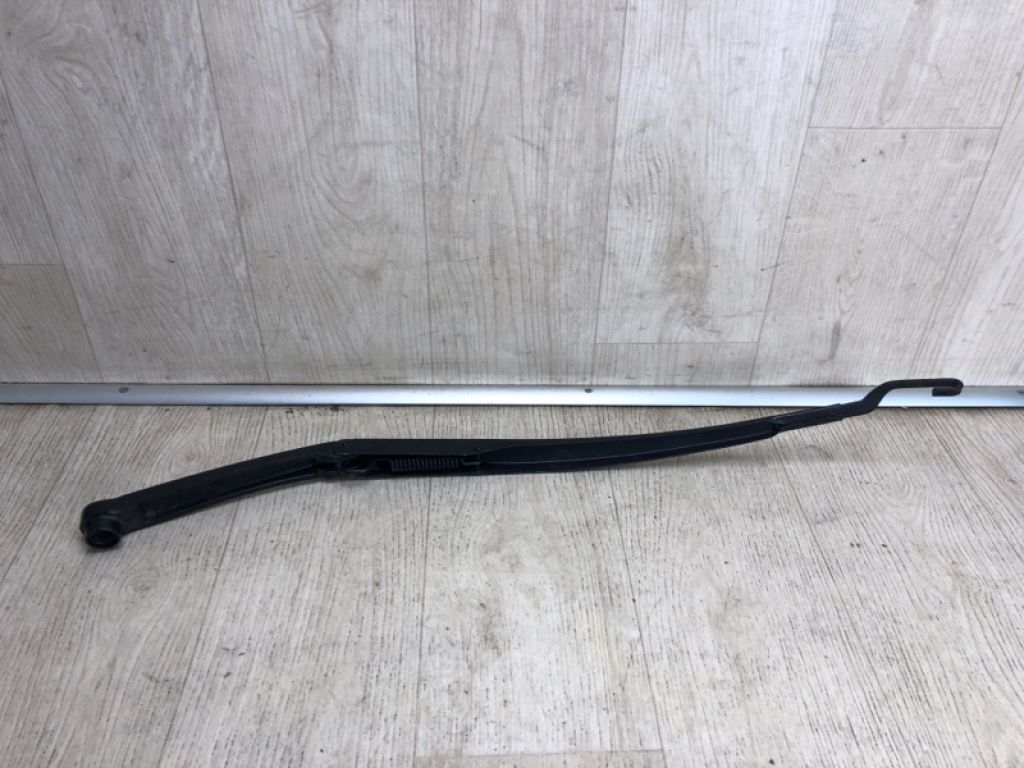 98321-F2000 | Поводок стеклоочистителя передний прав. HYUNDAI ELANTRA AD 16- - Фото 2