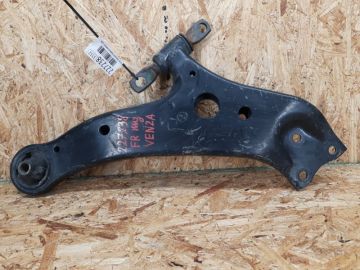 Важіль передньої підвіски нижній прав. TOYOTA VENZA 09-16