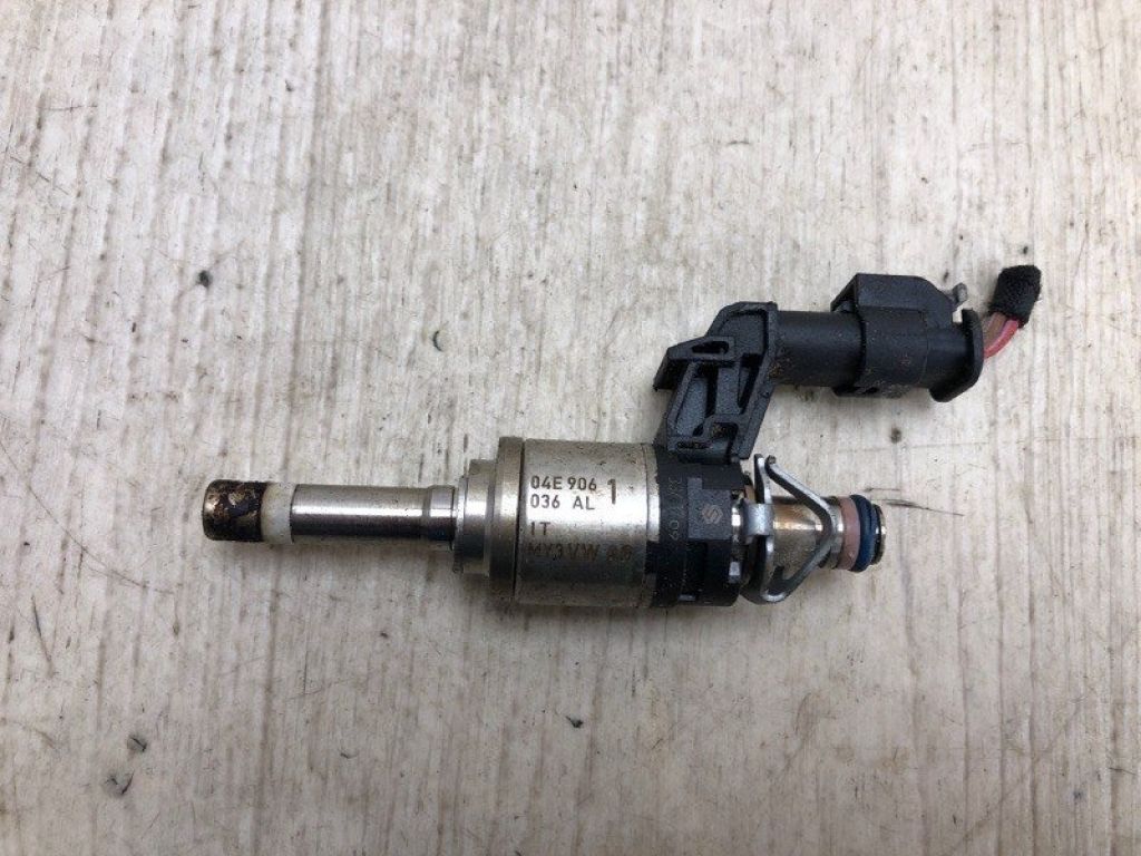 04E906036AL | Форсунка топливная VOLKSWAGEN JETTA USA 18- - Фото 2