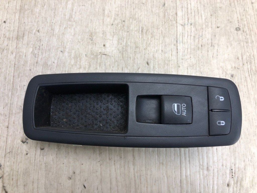 68268251AC | Кнопка стеклоподъемника передн. прав. JEEP CHEROKEE 14-